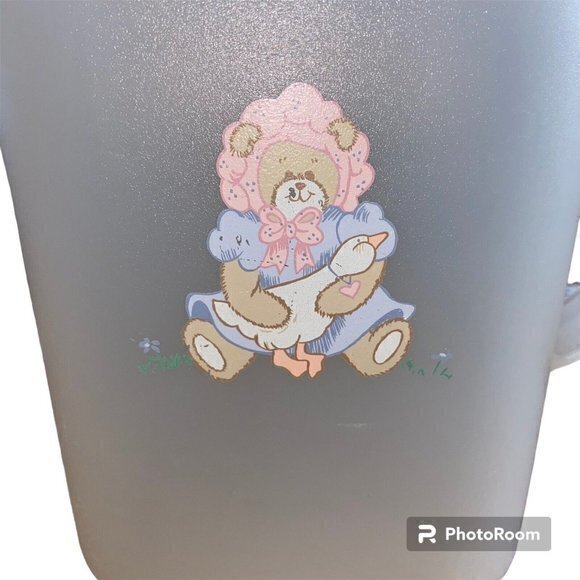 Custom Tupperware Slim Line 2 Quart Pitcher  Purple Flip Top Lid 2009C-1 2010B-4 - Picture 2 of 6